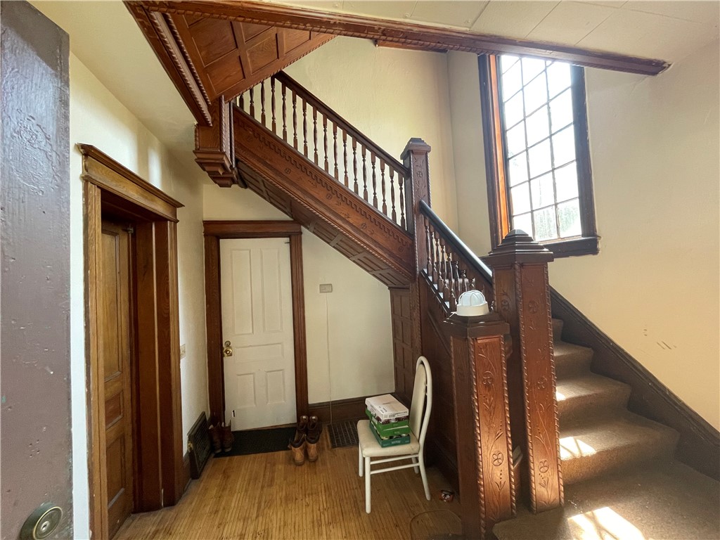 244 Kenwood Avenue Rochester, NY 14611 - Photo 8 of 29