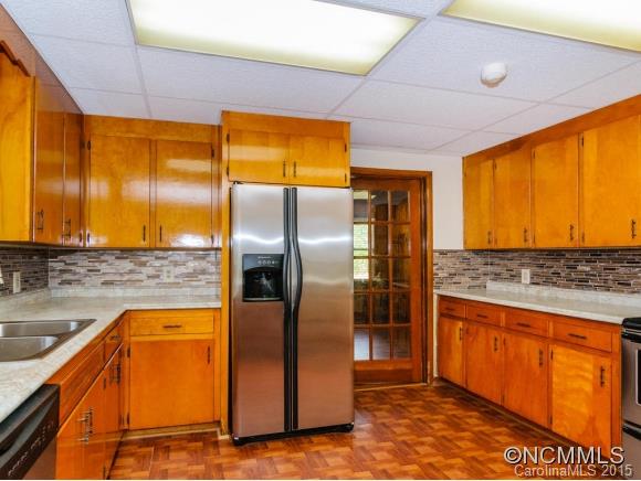 295 Luther Road Candler, NC 28715 - Photo 12 of 23 Gallery Image 12