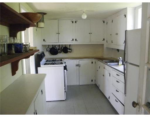 11 Sunshine Road Deer Isle, ME 04627 - Photo 10 of 12 Kitchen.