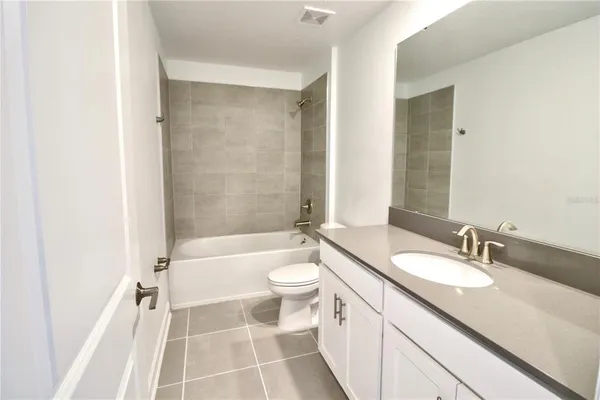 $2,700 | 11425 Listening Drive, Orlando, FL 32832