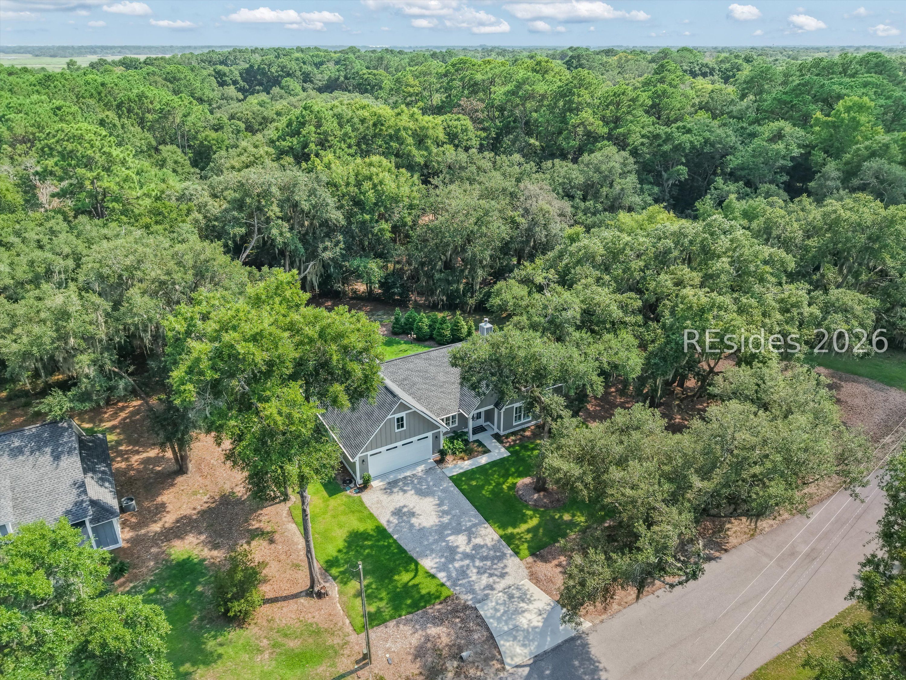 24 Alumni Road Beaufort, SC 29907 - Photo 5 of 44