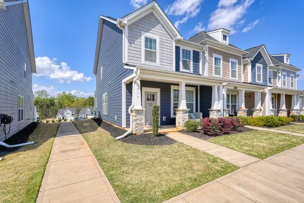 $235,000 | 235 Dalmatian Drive, Spartanburg, SC 29307