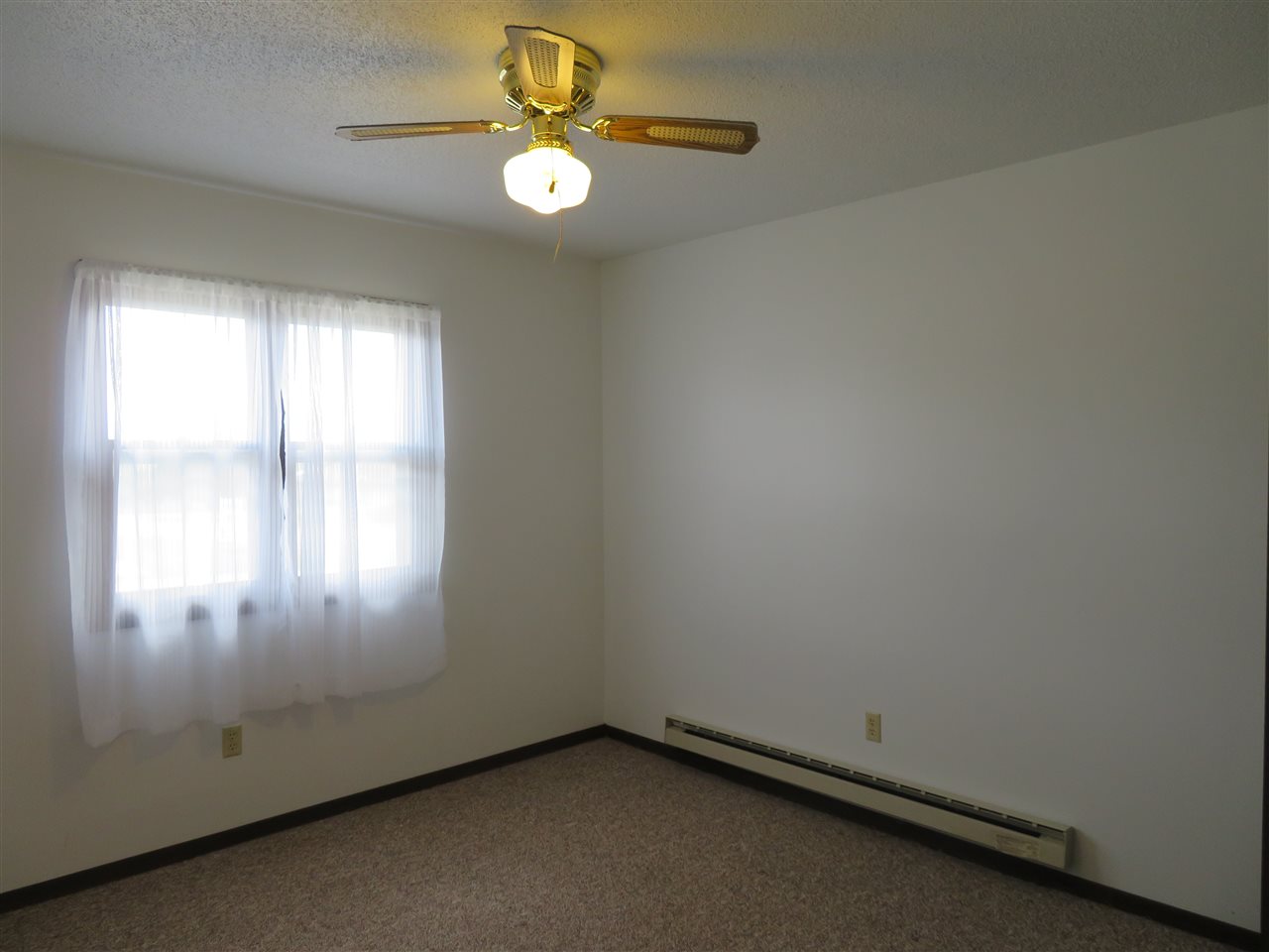 24 Forrest Street Miles, IA 52064 - Photo 4 of 6 Gallery Image 4