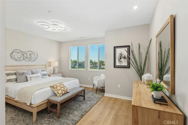 $1,195,000 | 109 South Laxore Street, Unit 303, Anaheim, CA 92804
