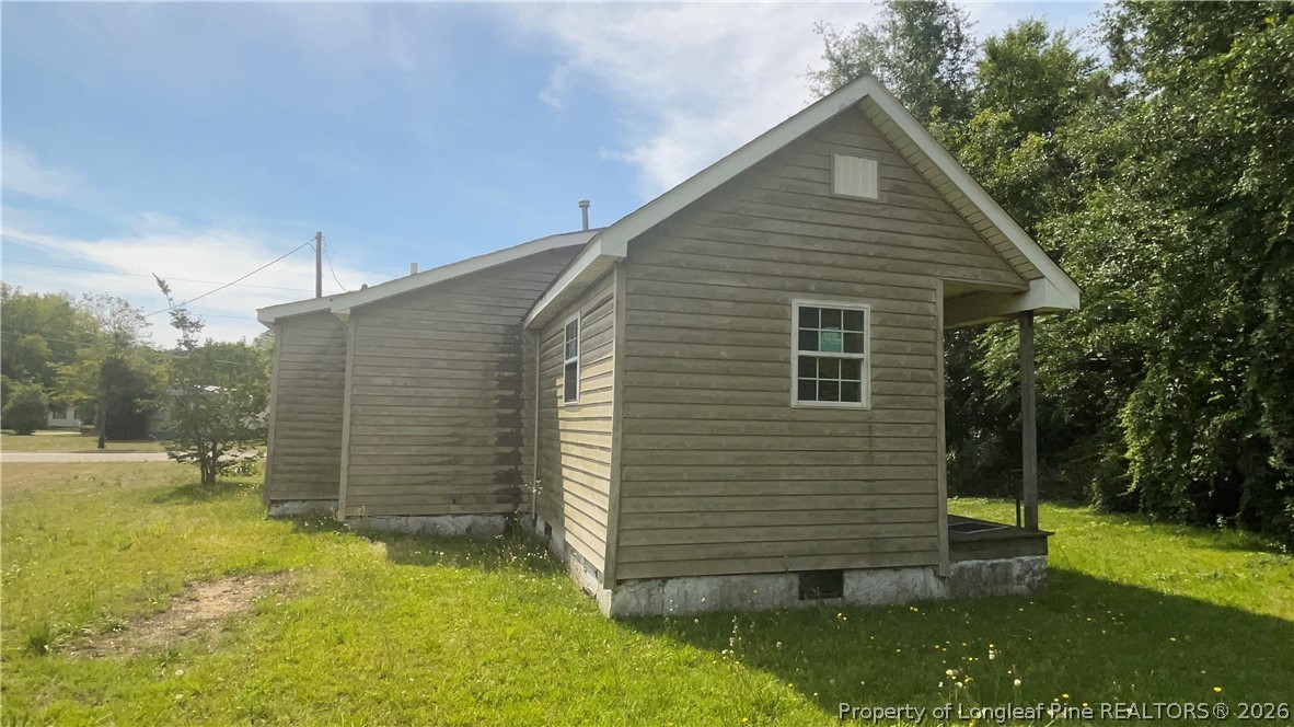 7441 3rd Street Wade, NC 28395 - Photo 2 of 9