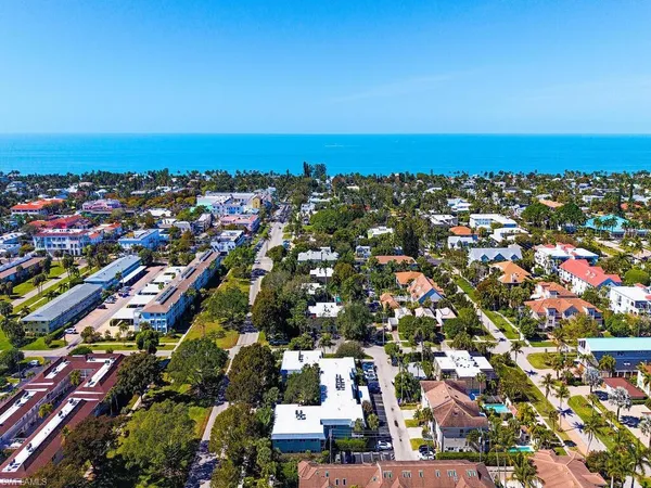 an aerial view of multiple house