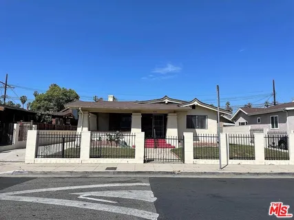 $3,500 | 755 North Kenmore Avenue, Los Angeles, CA 90029