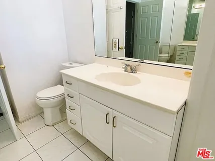 $3,500 | 755 North Kenmore Avenue, Los Angeles, CA 90029