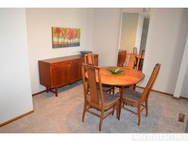 8980 Neill Lake Road, Unit B Eden Prairie, MN 55347 - Photo 8 of 18 Gallery Image 8