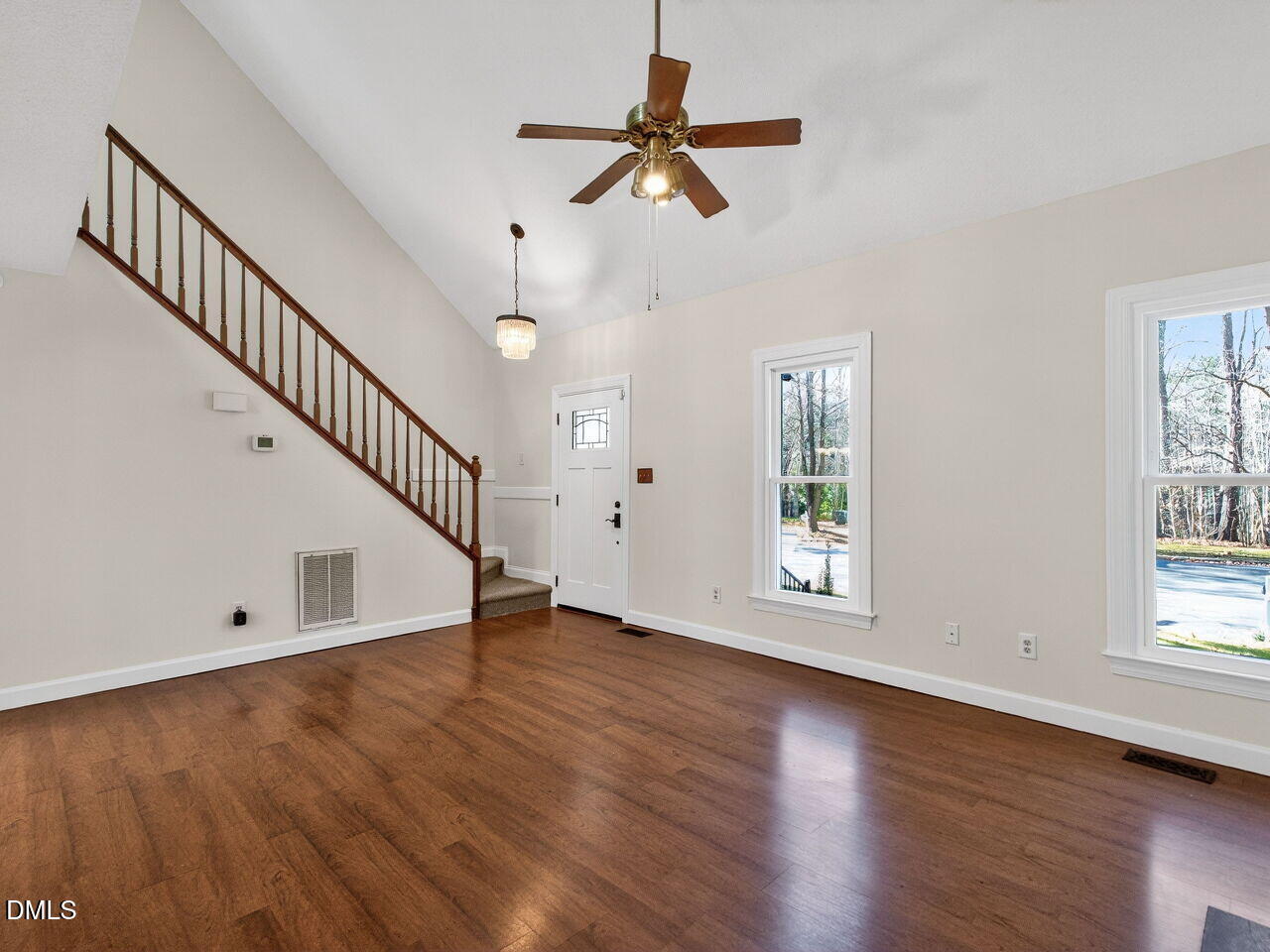 9404 Dominion Boulevard Raleigh, NC 27617 - Photo 8 of 30 008-1280x960-family-room