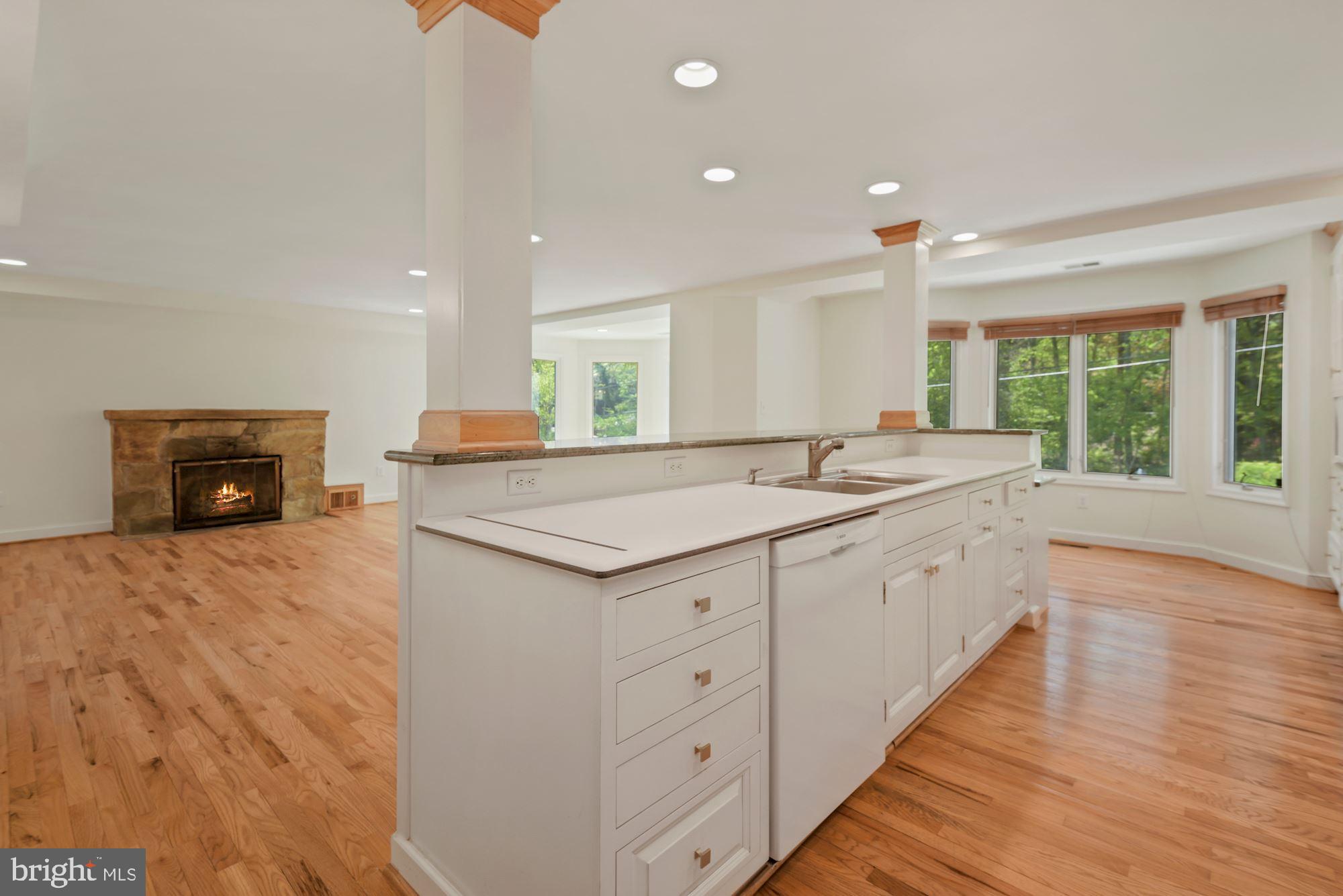 6318 Walhonding Road Bethesda, MD 20816 - Photo 11 of 37 Kitchen