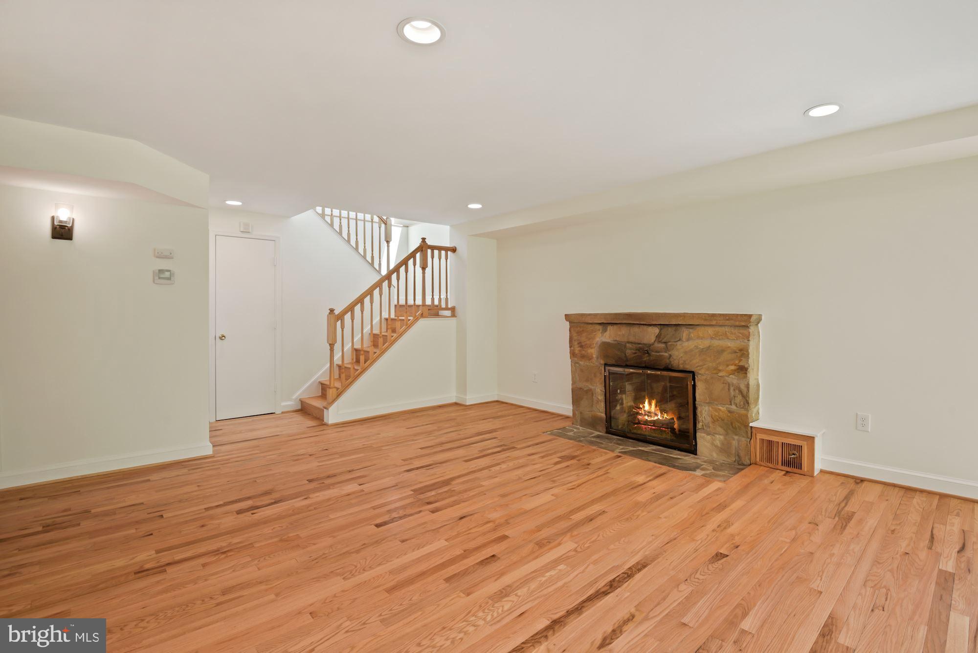 6318 Walhonding Road Bethesda, MD 20816 - Photo 7 of 37 Hardwood Flooring