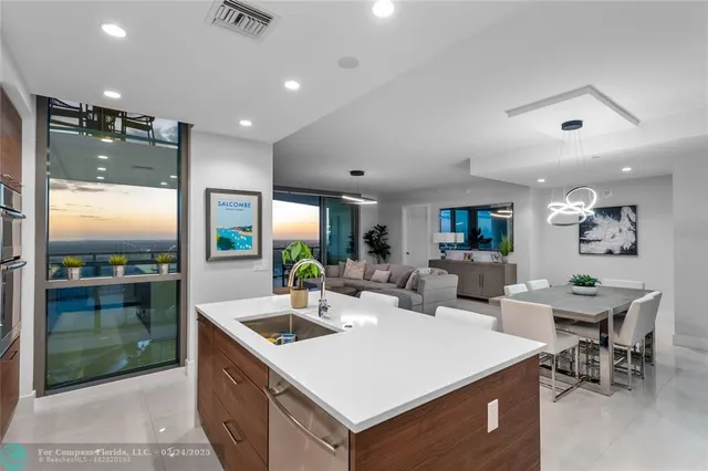 $13,800 | 100 East Las Olas Boulevard, Unit 4504, Fort Lauderdale, FL 33301