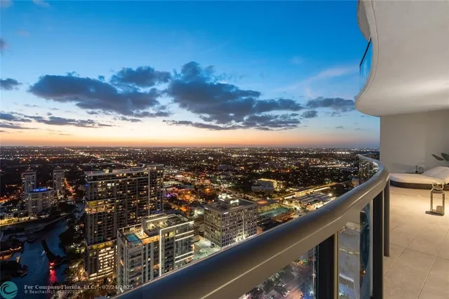 $13,800 | 100 East Las Olas Boulevard, Unit 4504, Fort Lauderdale, FL 33301