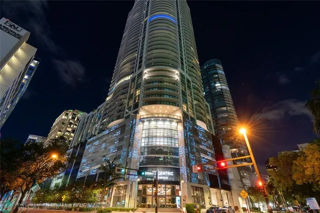 $13,800 | 100 East Las Olas Boulevard, Unit 4504, Fort Lauderdale, FL 33301