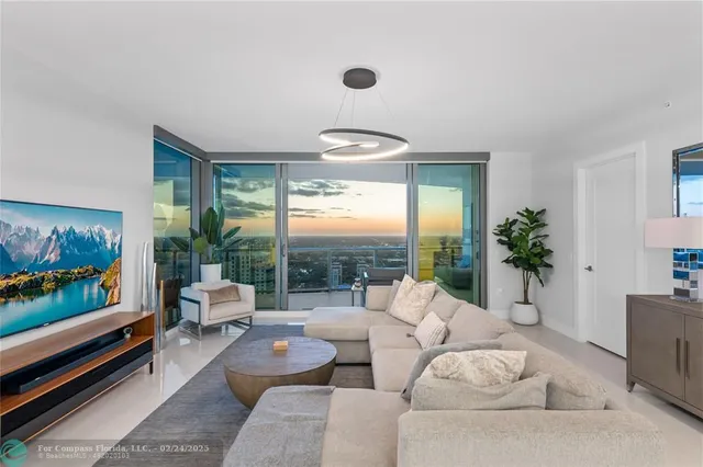 $13,800 | 100 East Las Olas Boulevard, Unit 4504, Fort Lauderdale, FL 33301