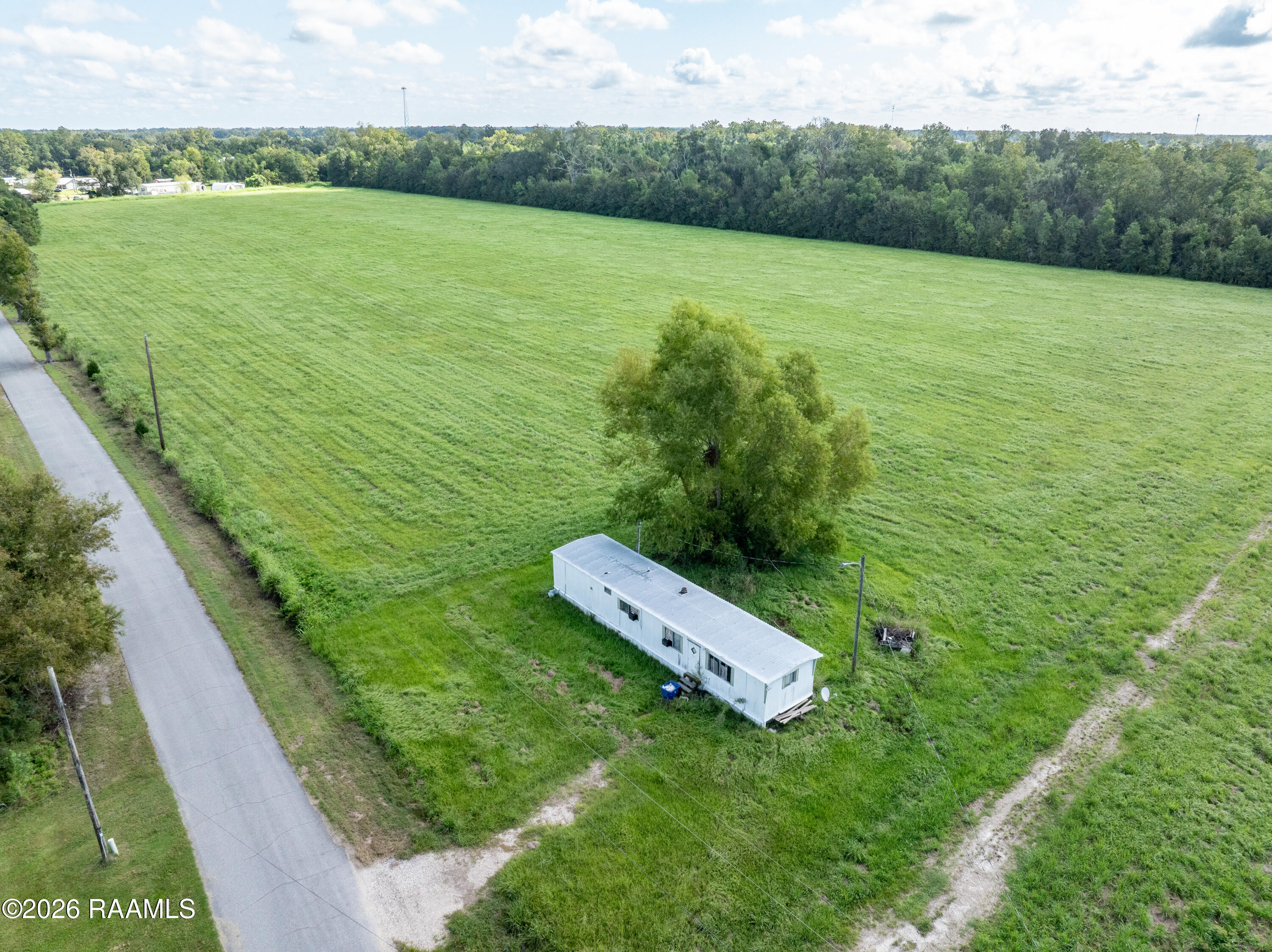 1025 Paul Road Breaux Bridge, LA 70517 - Photo 12 of 17 2-print-DJI_20260914232246_0721_D