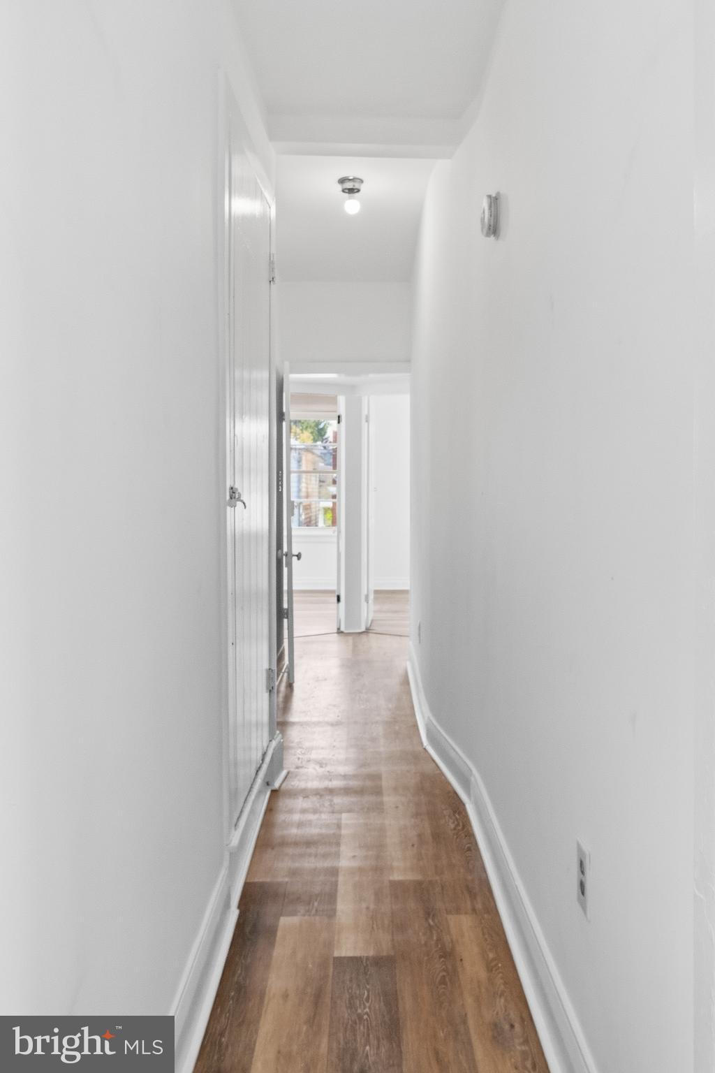 586 Baltimore Street Hanover, PA 17331 - Photo 10 of 23 Upstairs Hallway