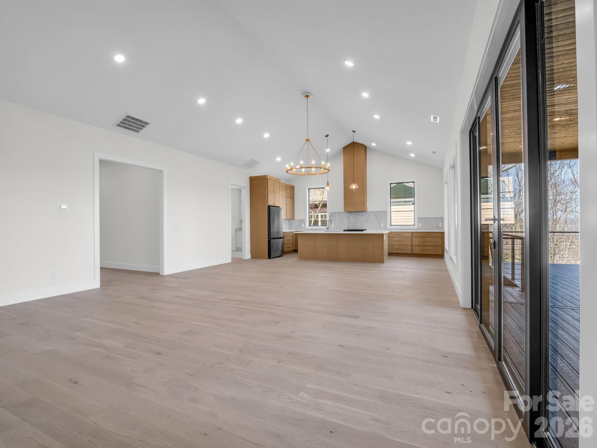 90 Summit Hill Road Hendersonville, NC 28791 - Photo 15 of 48