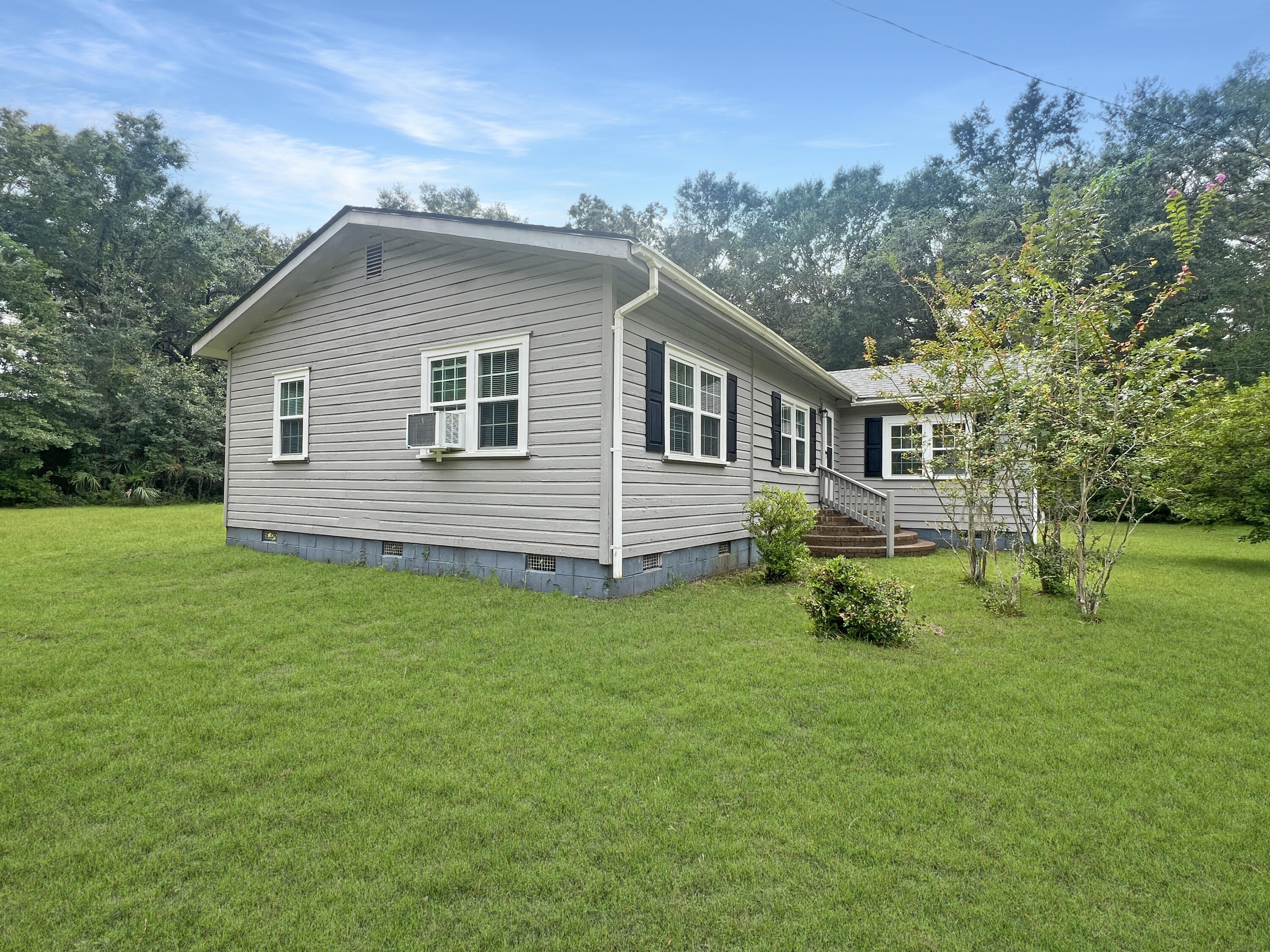 8375 Shell House Road Edisto Island, SC 29438 - Photo 21 of 22 9f5a52f9a2ddef44573f077c550330c33d9de587
