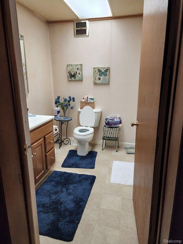 5429 Atlas Road Grand Blanc, MI 48439 - Photo 12 of 22 Gallery Image 12