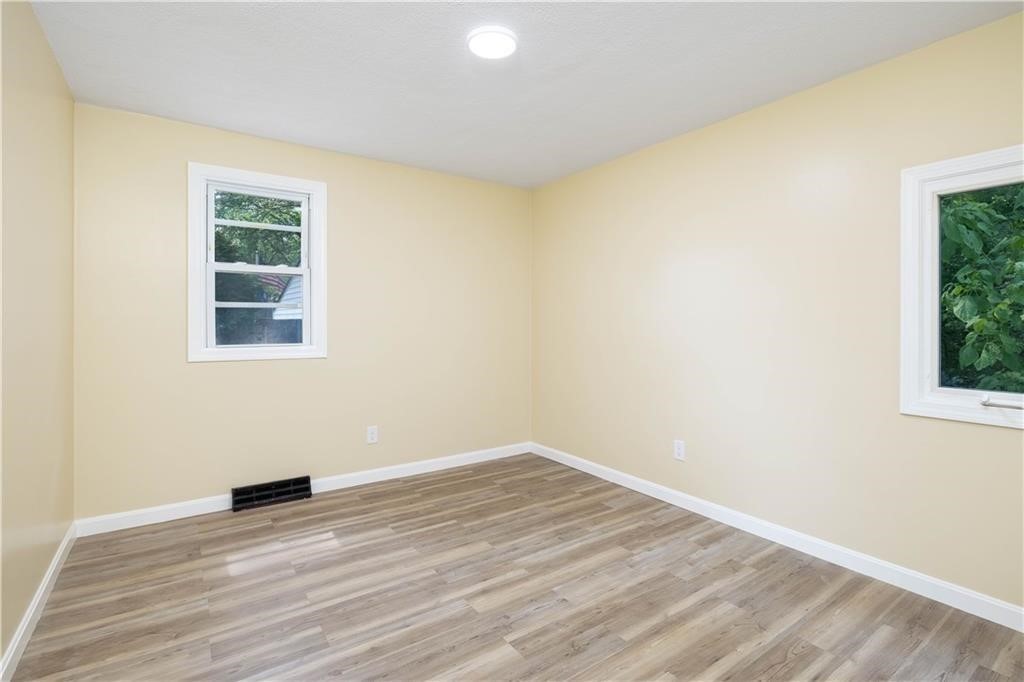 259 Buttonwoods Avenue Warwick, RI 02886 - Photo 17 of 26