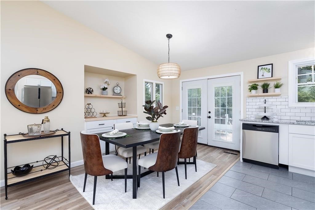 259 Buttonwoods Avenue Warwick, RI 02886 - Photo 10 of 26