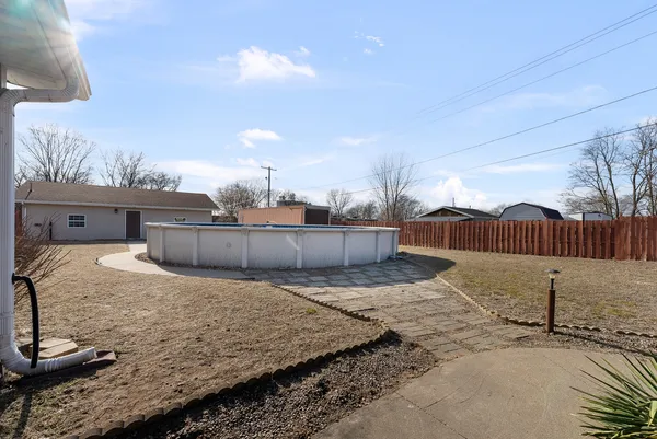 $210,000 | 303 Jefferson Street, New Boston, IL 61272