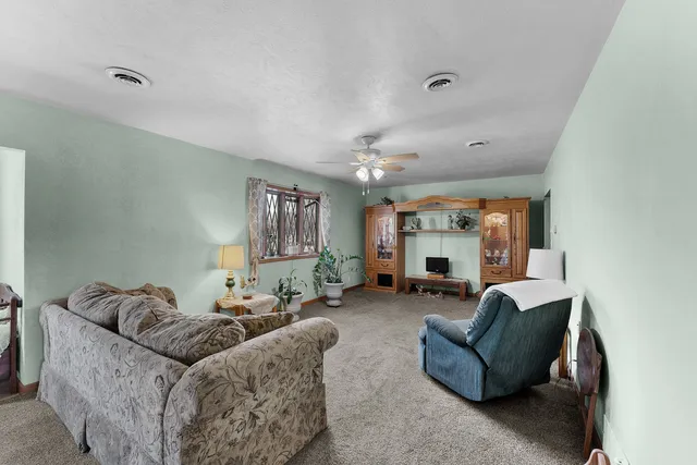 $220,000 | 303 Jefferson Street, New Boston, IL 61272