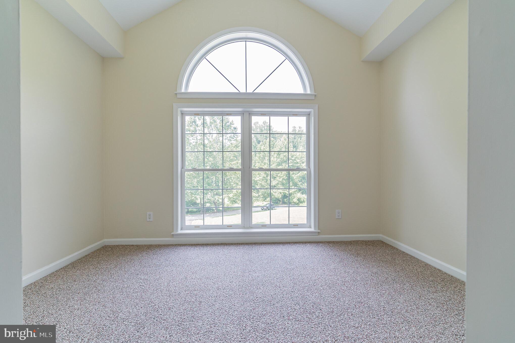 12 Spring Heath Court Baltimore, MD 21244 - Photo 17 of 39 Gallery Image 17