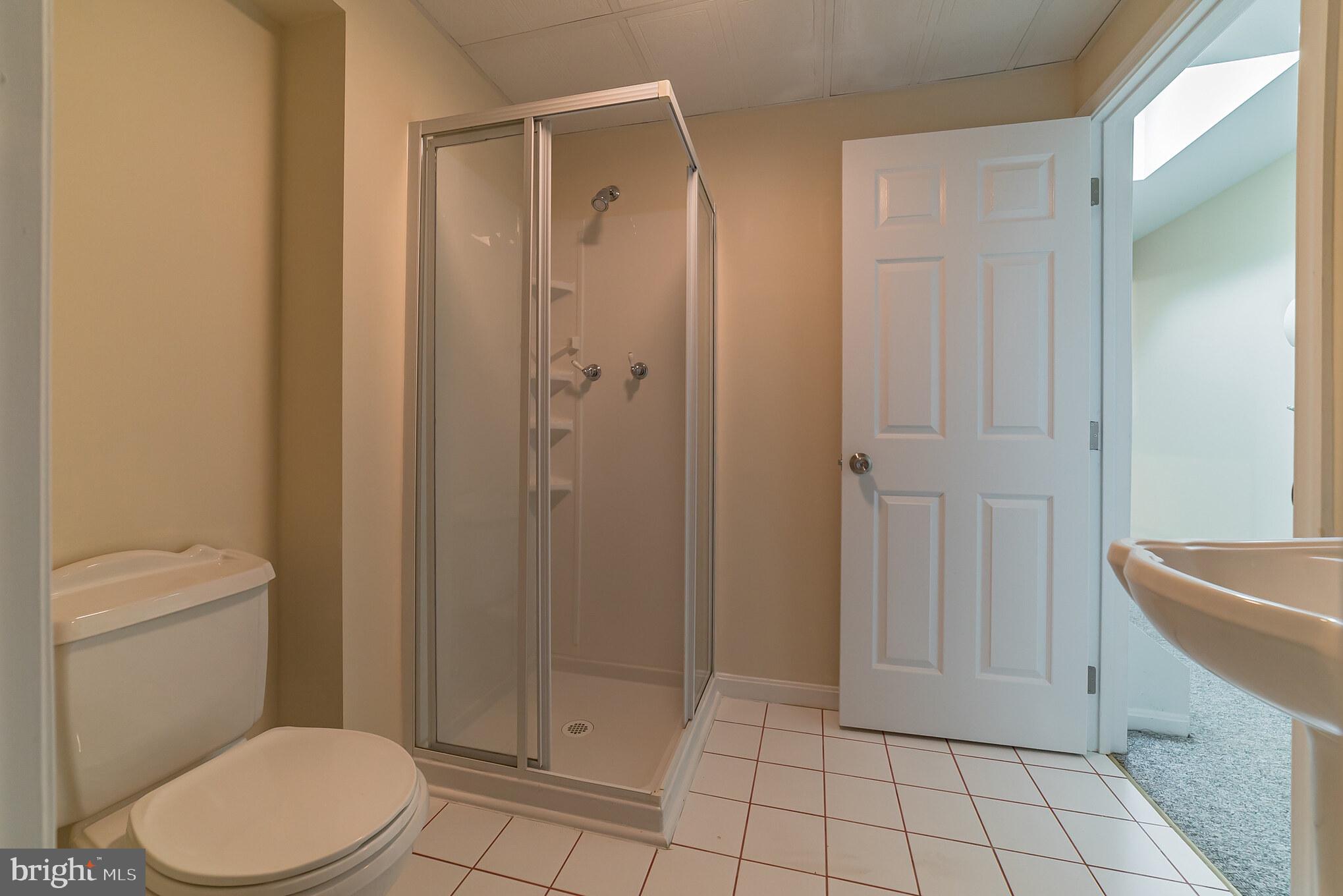 12 Spring Heath Court Baltimore, MD 21244 - Photo 26 of 39 Gallery Image 26