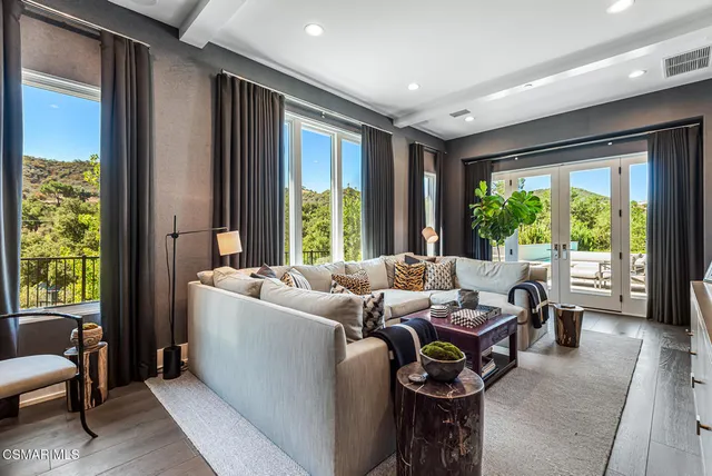 $6,995,000 | 2991 Calbourne Lane, Westlake Village, CA 91361