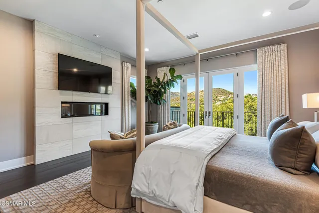 $6,995,000 | 2991 Calbourne Lane, Westlake Village, CA 91361