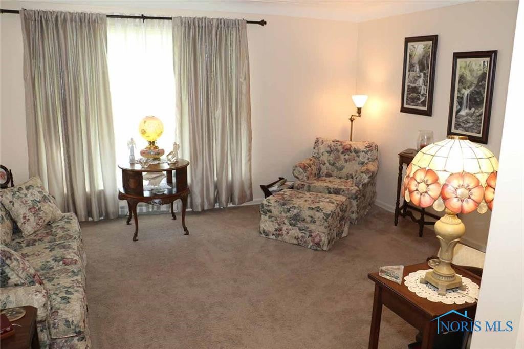 4119 Garrison Road Toledo, OH 43613 - Photo 3 of 18 Gallery Image 3