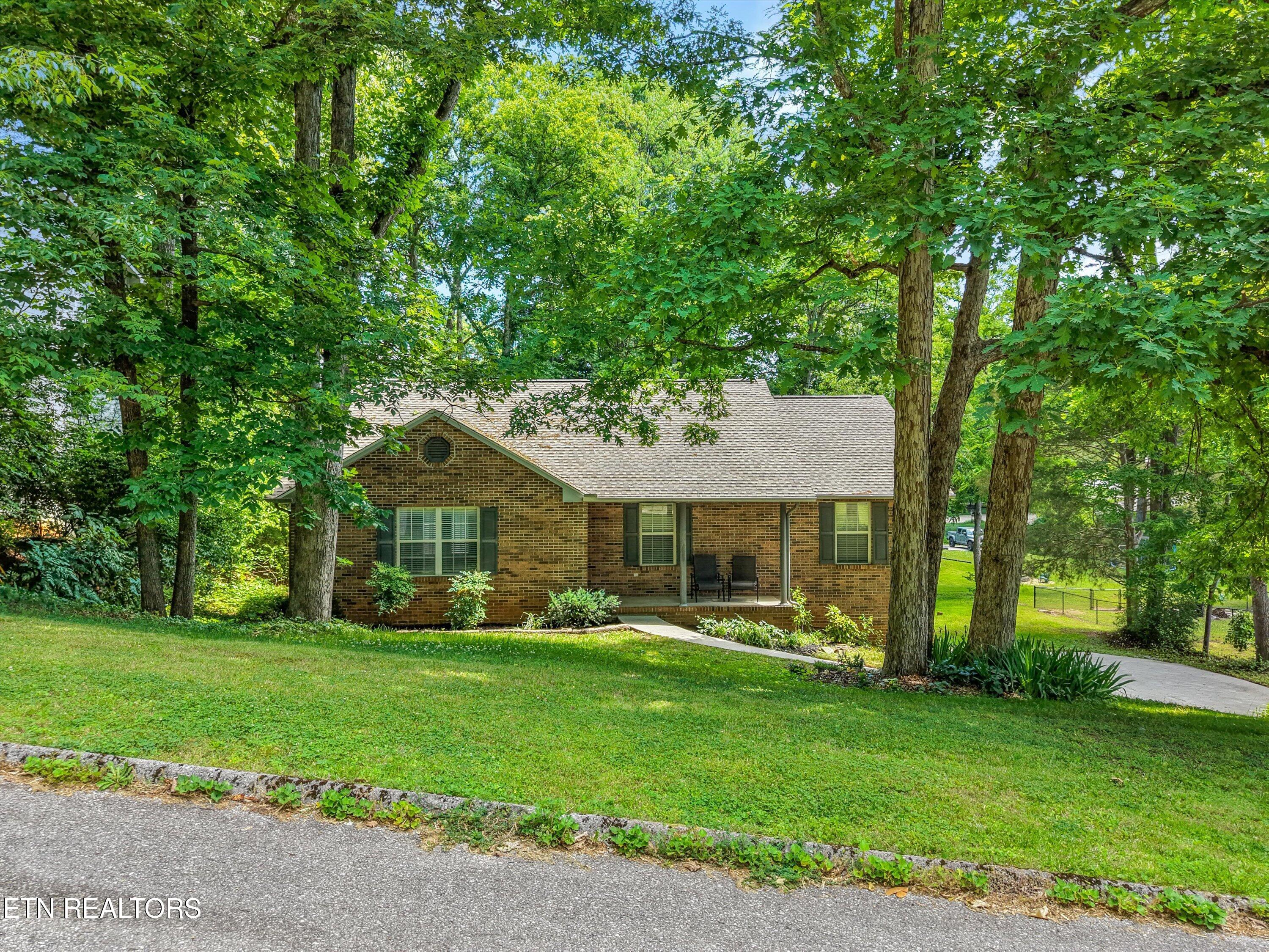 712 Kimbee Road Knoxville, TN 37923 - Photo 2 of 43 02-712 Kimbee Rd 01