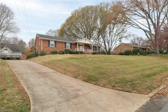 $389,900 | 2910 Hope Valley Road, Winston-Salem, NC 27106