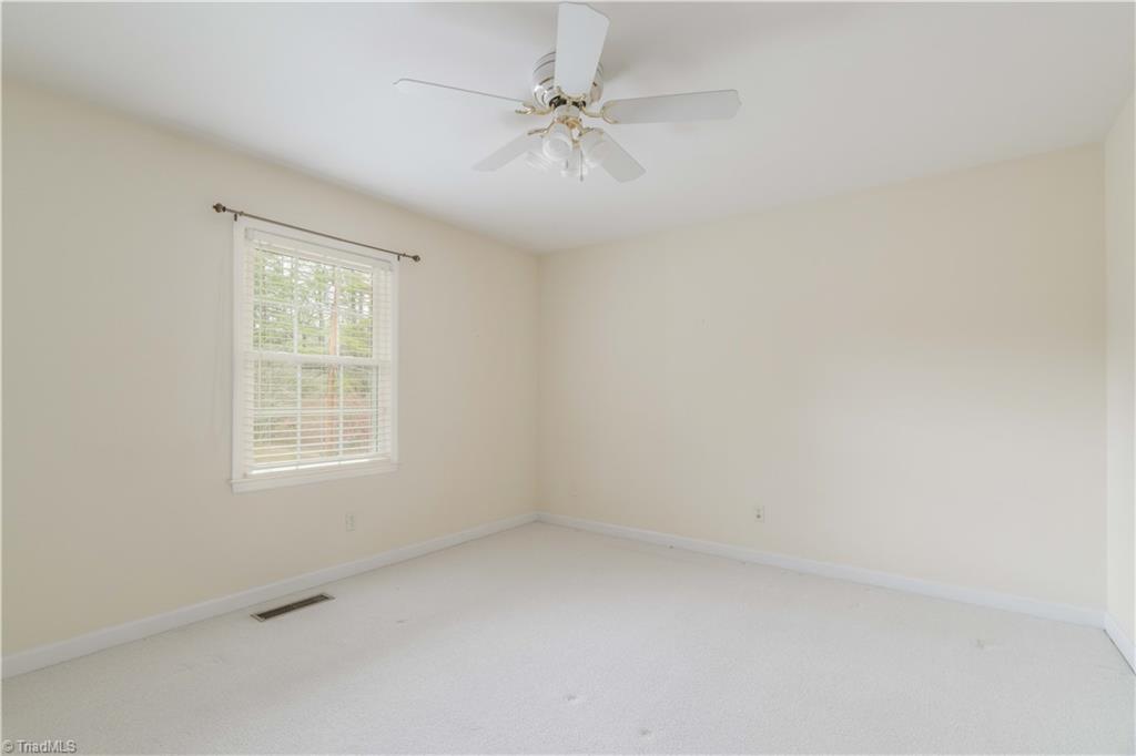 2910 Hope Valley Road Winston-Salem, NC 27106 - Photo 17 of 28
