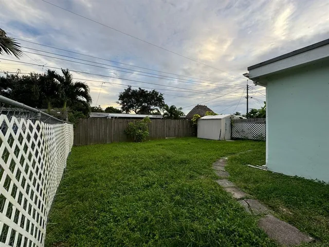 $3,200 | 9422 Southwest 51st Street, Fort Lauderdale, FL 33328