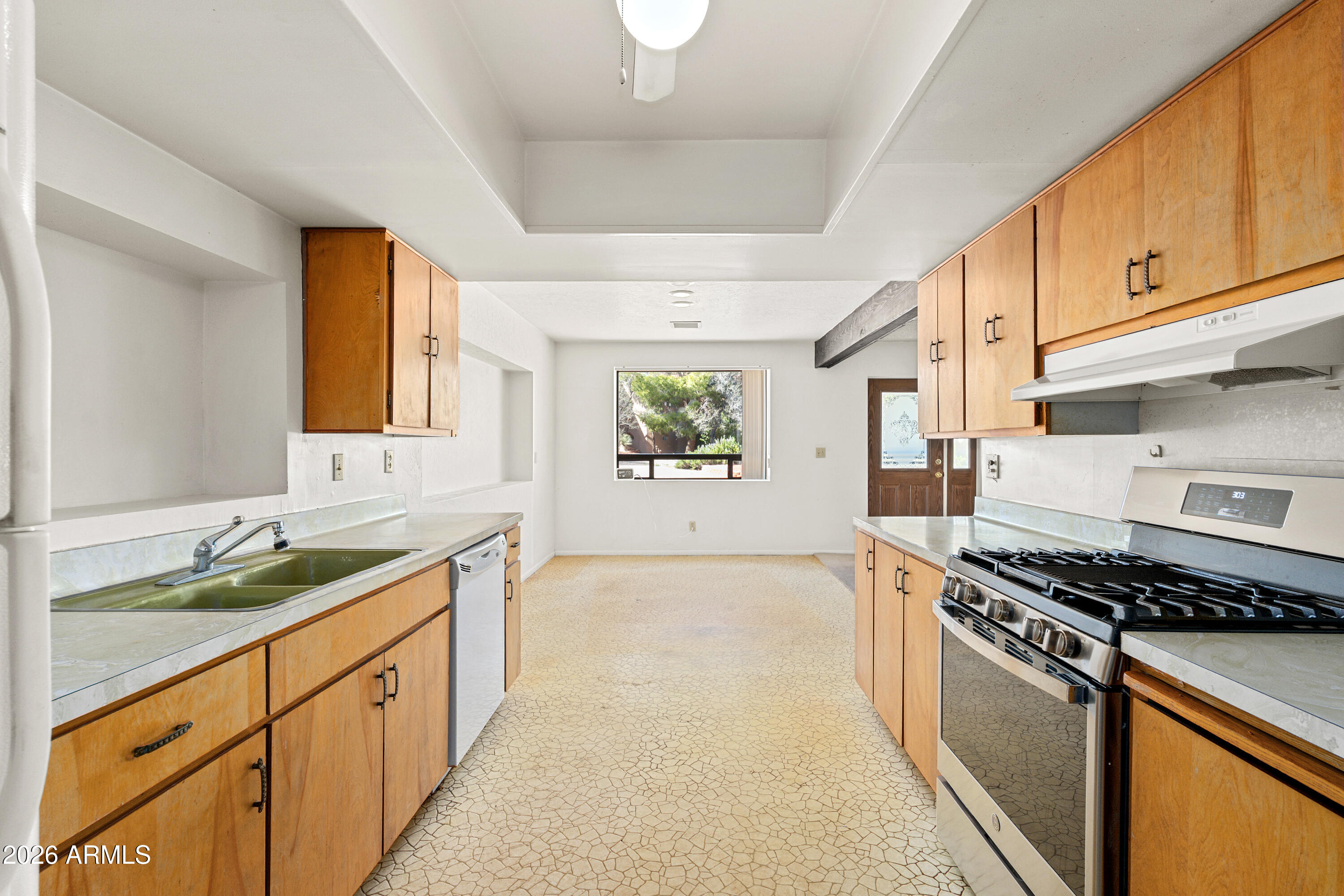 205 Rain Trail Road Sedona, AZ 86351 - Photo 12 of 54 Kitchen