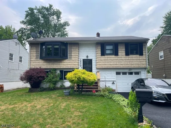 $2,000 | 1930 Henry Street, Rahway, NJ 07065