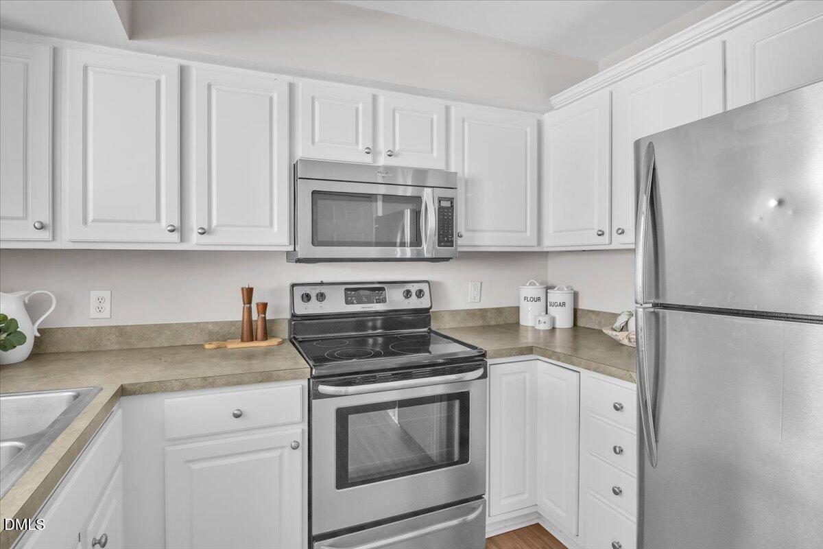 1201 Westview Lane, Unit 305 Raleigh, NC 27605 - Photo 12 of 47
