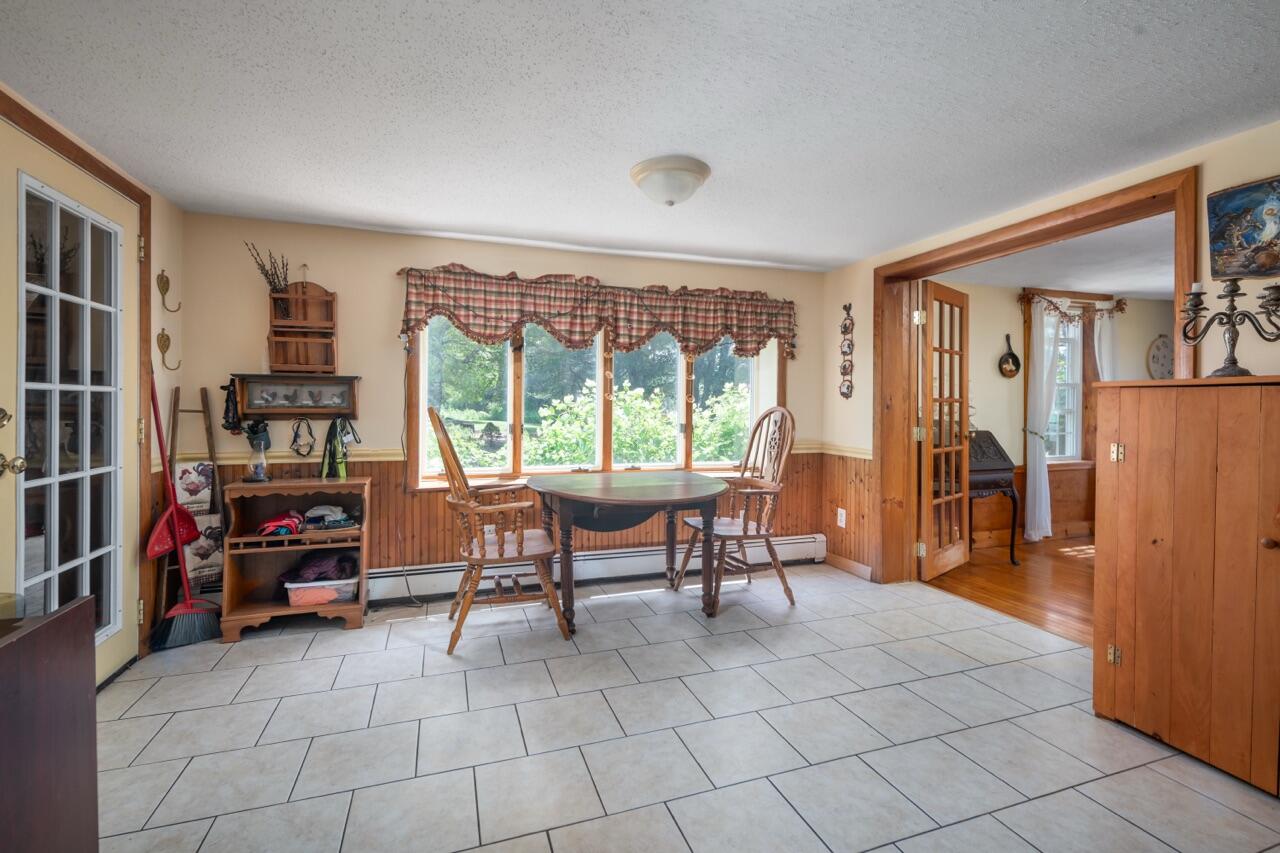 93 Cushnoc Road Vassalboro, ME 04989 - Photo 17 of 46 Kitchen