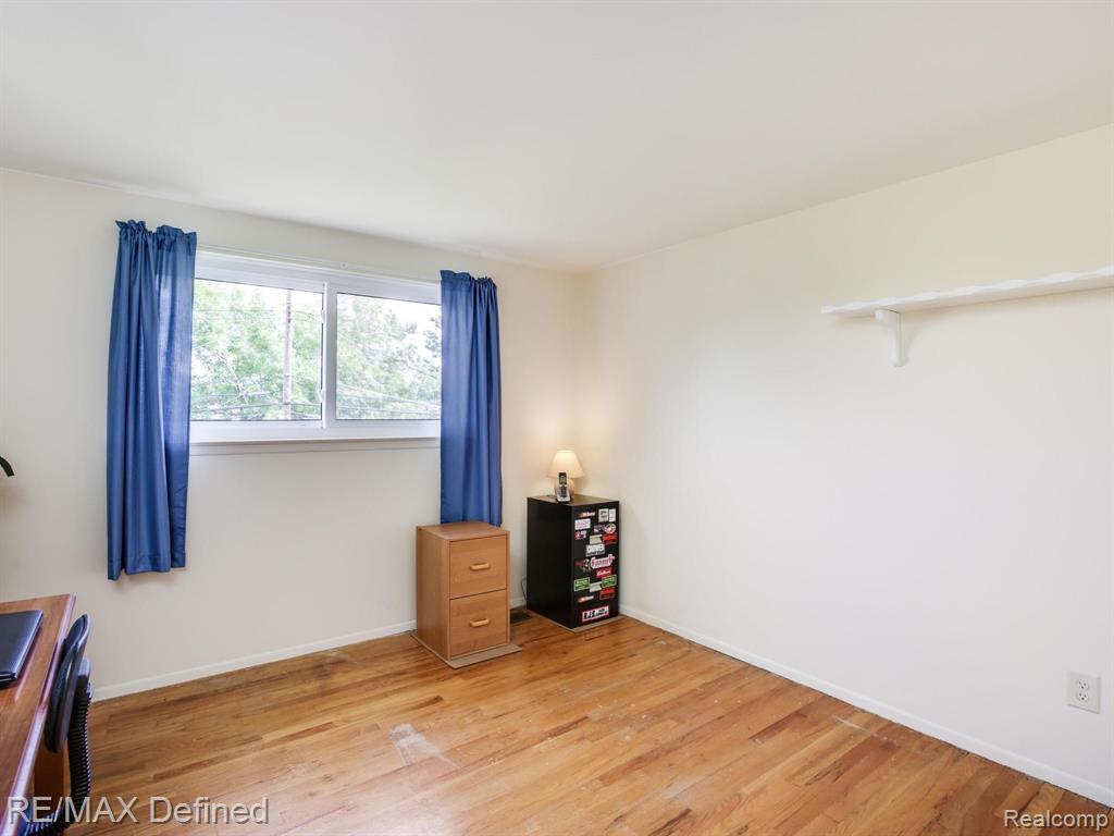 12033 Diegel Road Warren, MI 48093 - Photo 17 of 20