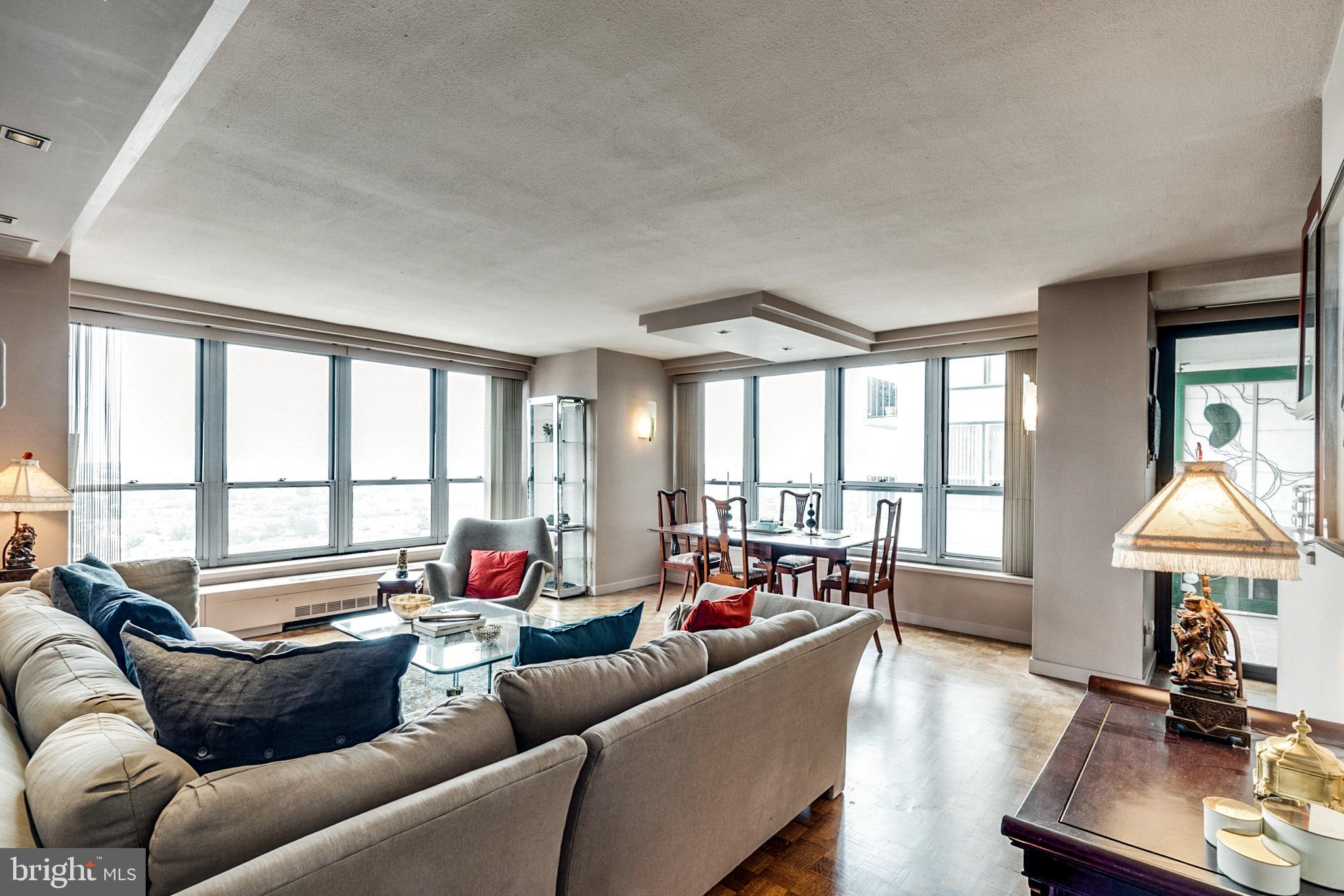 224 West Rittenhouse Square, Unit 1710 Philadelphia, PA 19103 - Photo 2 of 26 Gallery Image 2