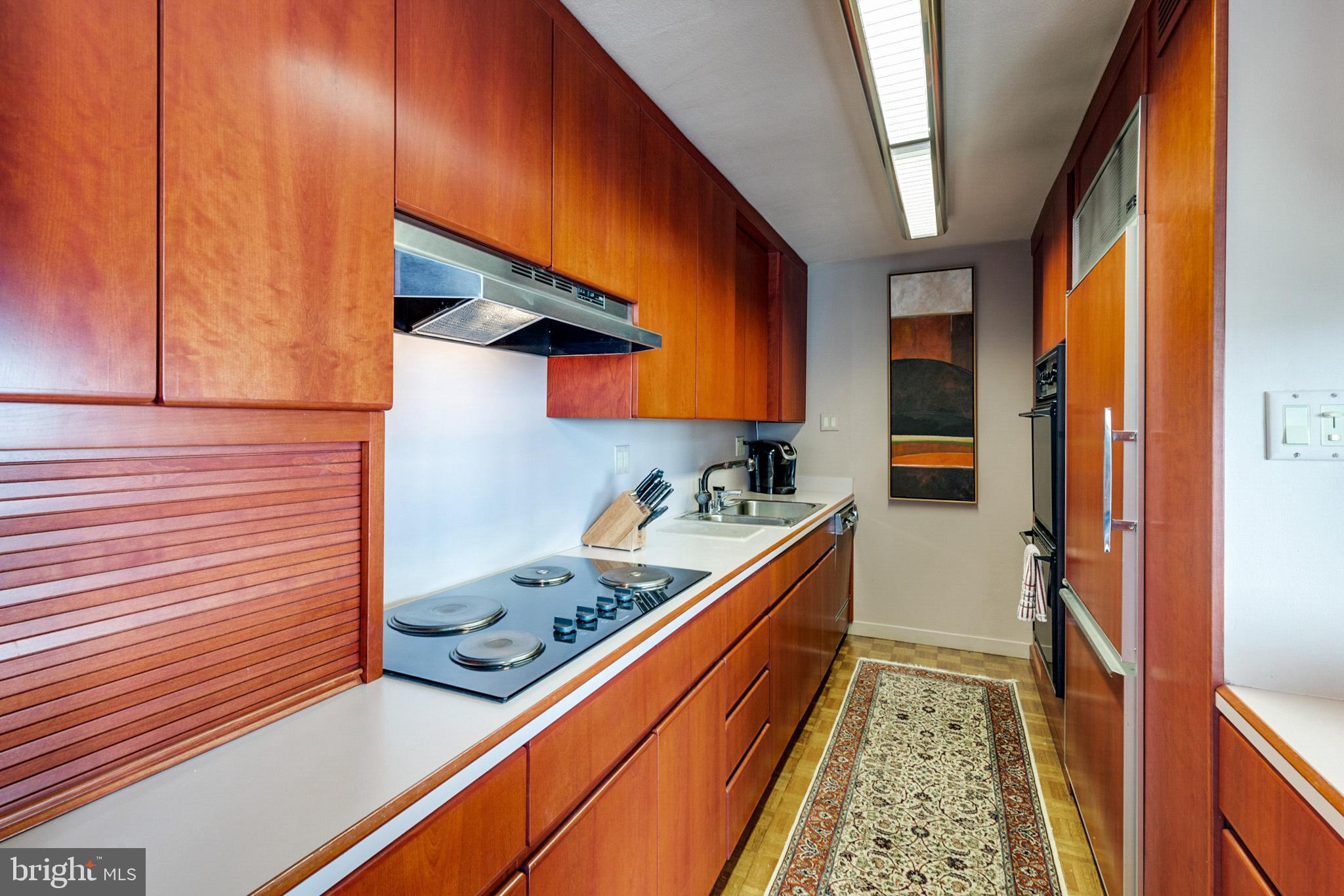 224 West Rittenhouse Square, Unit 1710 Philadelphia, PA 19103 - Photo 5 of 26 Gallery Image 5