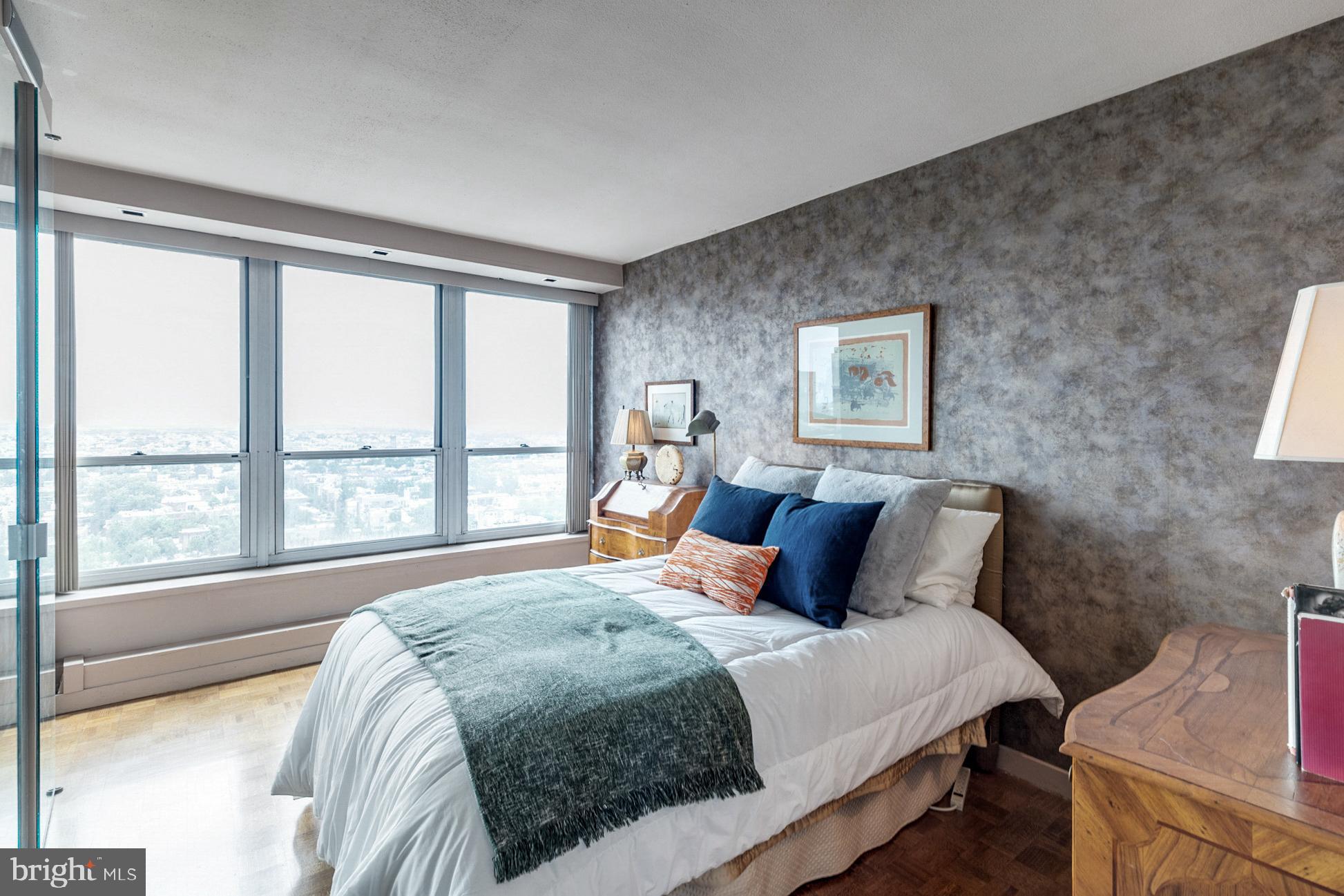 224 West Rittenhouse Square, Unit 1710 Philadelphia, PA 19103 - Photo 7 of 26 Gallery Image 7