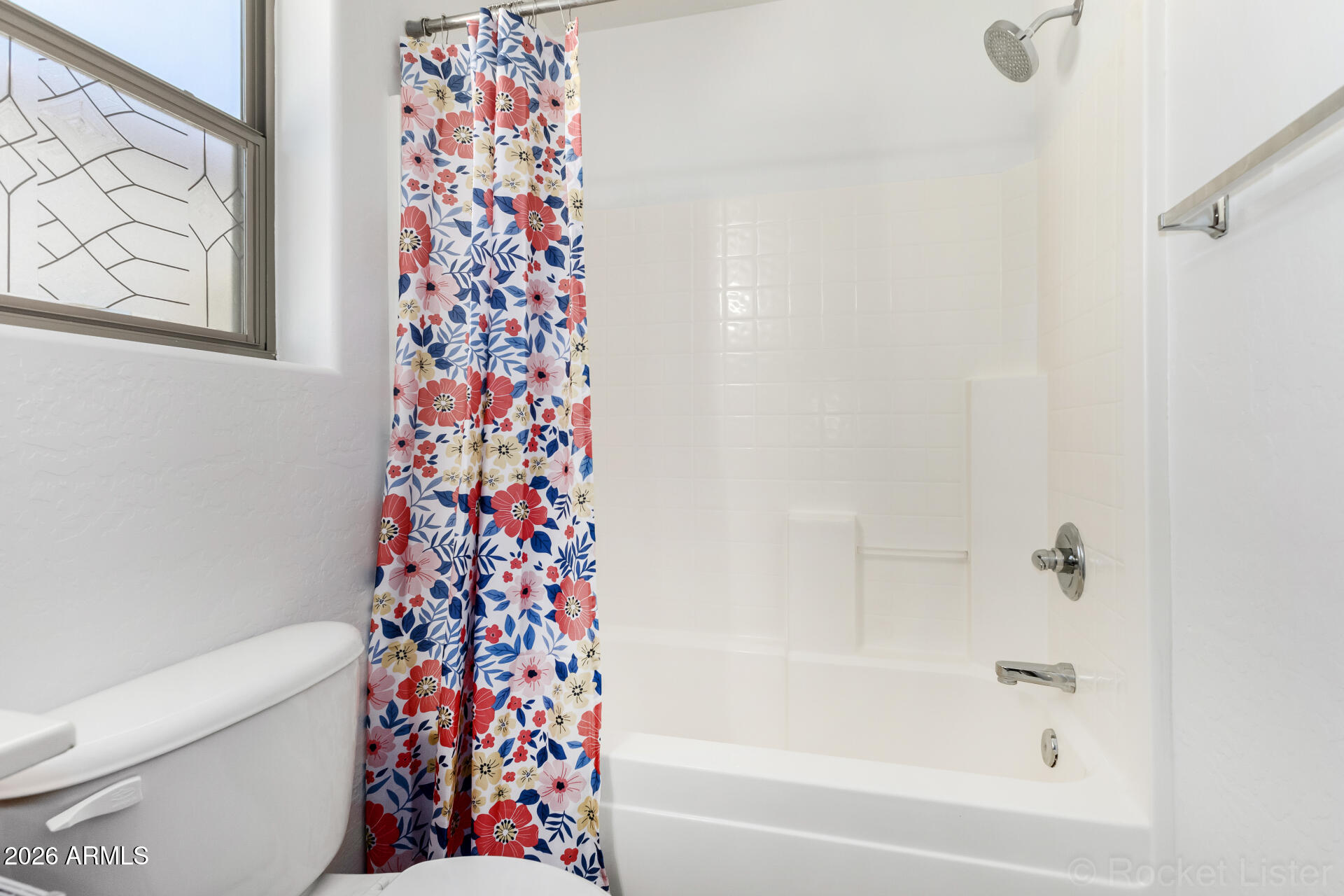 3784 East Chickadee Road Gilbert, AZ 85297 - Photo 26 of 34 Shower and bath