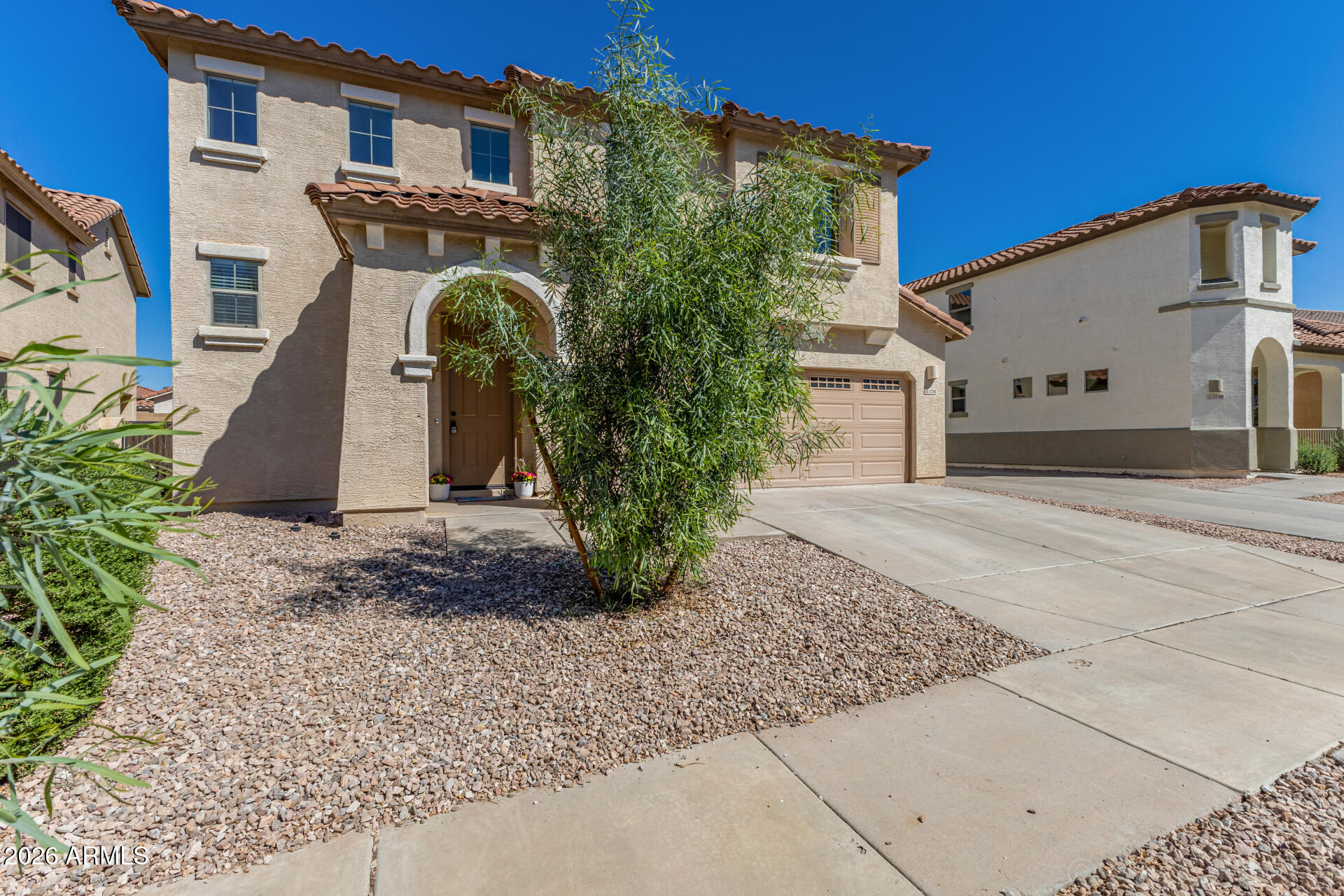 3784 East Chickadee Road Gilbert, AZ 85297 - Photo 3 of 34 Functional front yard