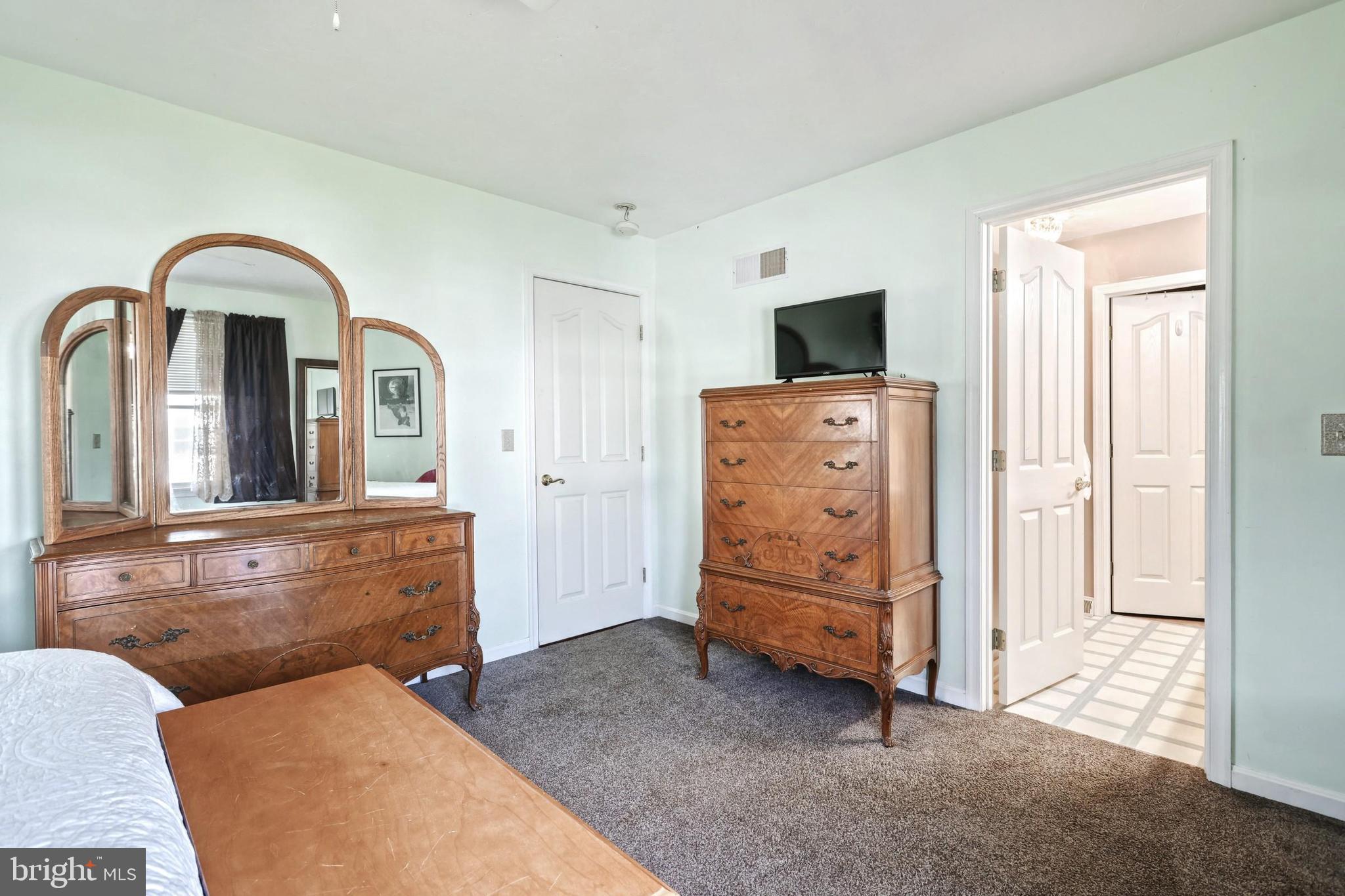 1380 Sells Station Road Littlestown, PA 17340 - Photo 20 of 29