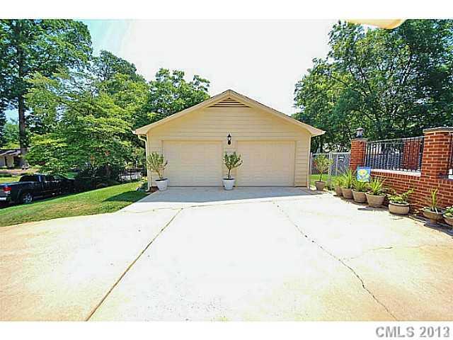 5901 Brookhaven Road Charlotte, NC 28210 - Photo 16 of 16 Gallery Image 16